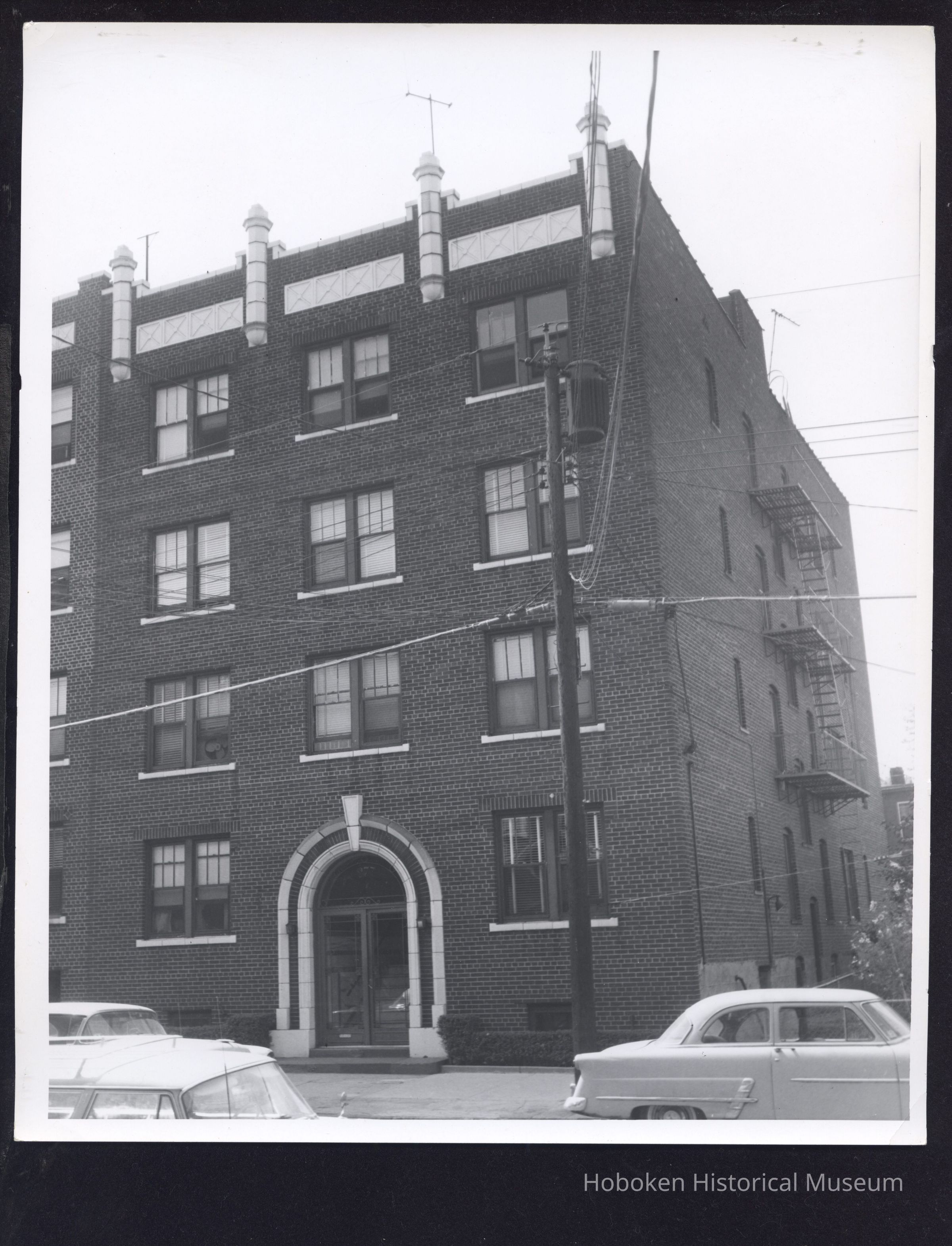 B&W photo of apartment building at 277 Virginia Avenue, Jersey City. picture number 1