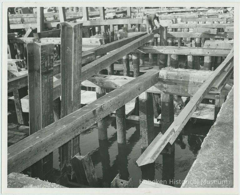 B+W photo of the construction of Pier 5 (formerly Pier 14) of the Bethlehem Steel Shipyard, Hoboken Division, Nov. 27, 1957. picture number 1