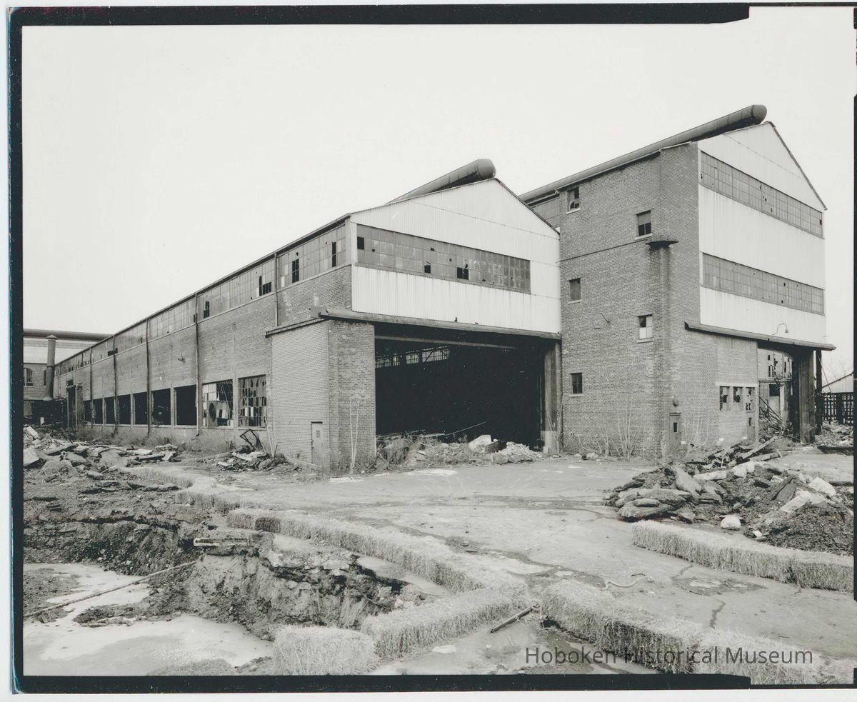 B+W photo of buildings, interiors and exteriors, of the Bethlehem Steel Shipyard, Hoboken Division, no date (ca 1990.) picture number 1