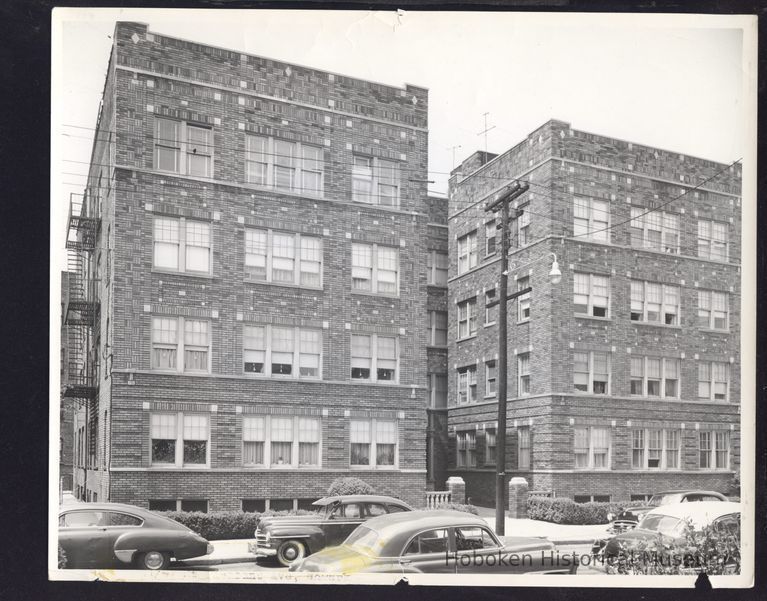 B&W Photograph of 41/47 Mt. Pleasant Ave., Newark, NJ picture number 1