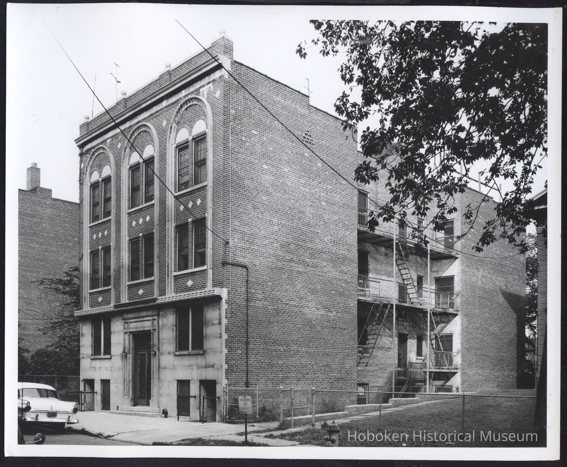 B&W photo of apartment building at 80 Mt. Pleasant Avenue, Newark. picture number 1