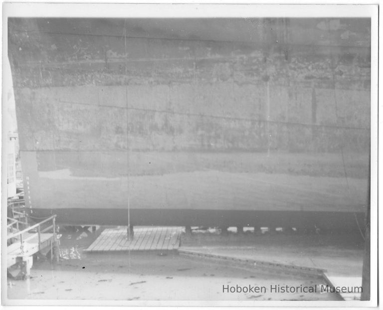 B+W photo of the bow keel of unknown ship in dry dock, Hoboken, no date, ca. 1940. picture number 1