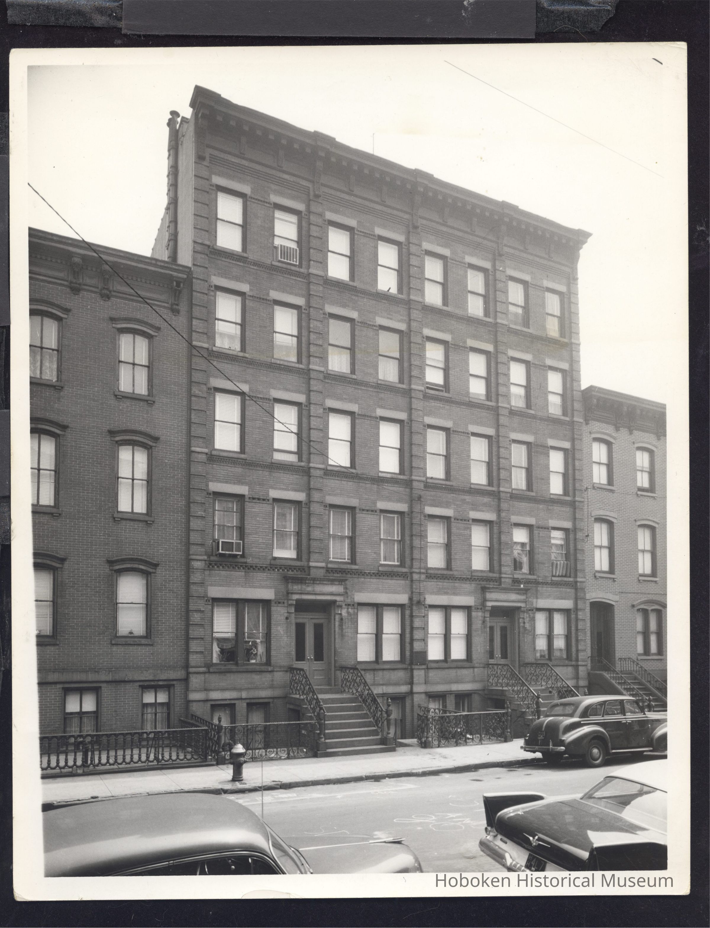 B&W photo of apartment buildings at 913-915 Garden Street, Hoboken. picture number 1