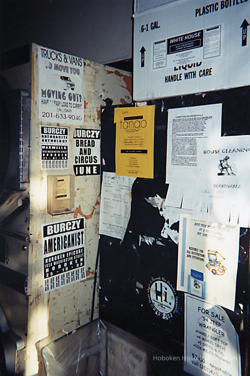 01 laundromat sign board