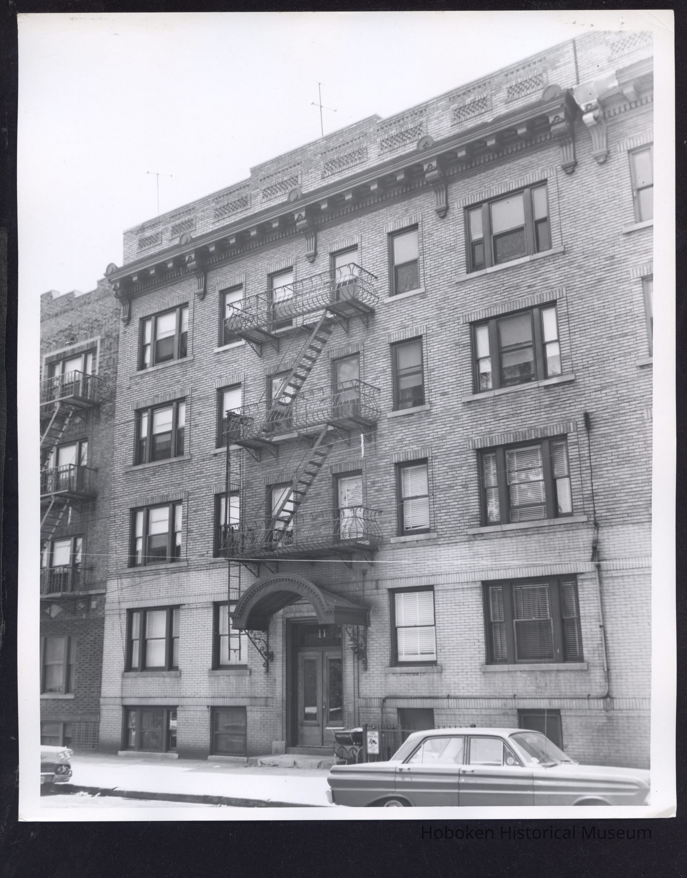 B&W photo of apartment building at 11 Lexington Avenue, Jersey City. picture number 1