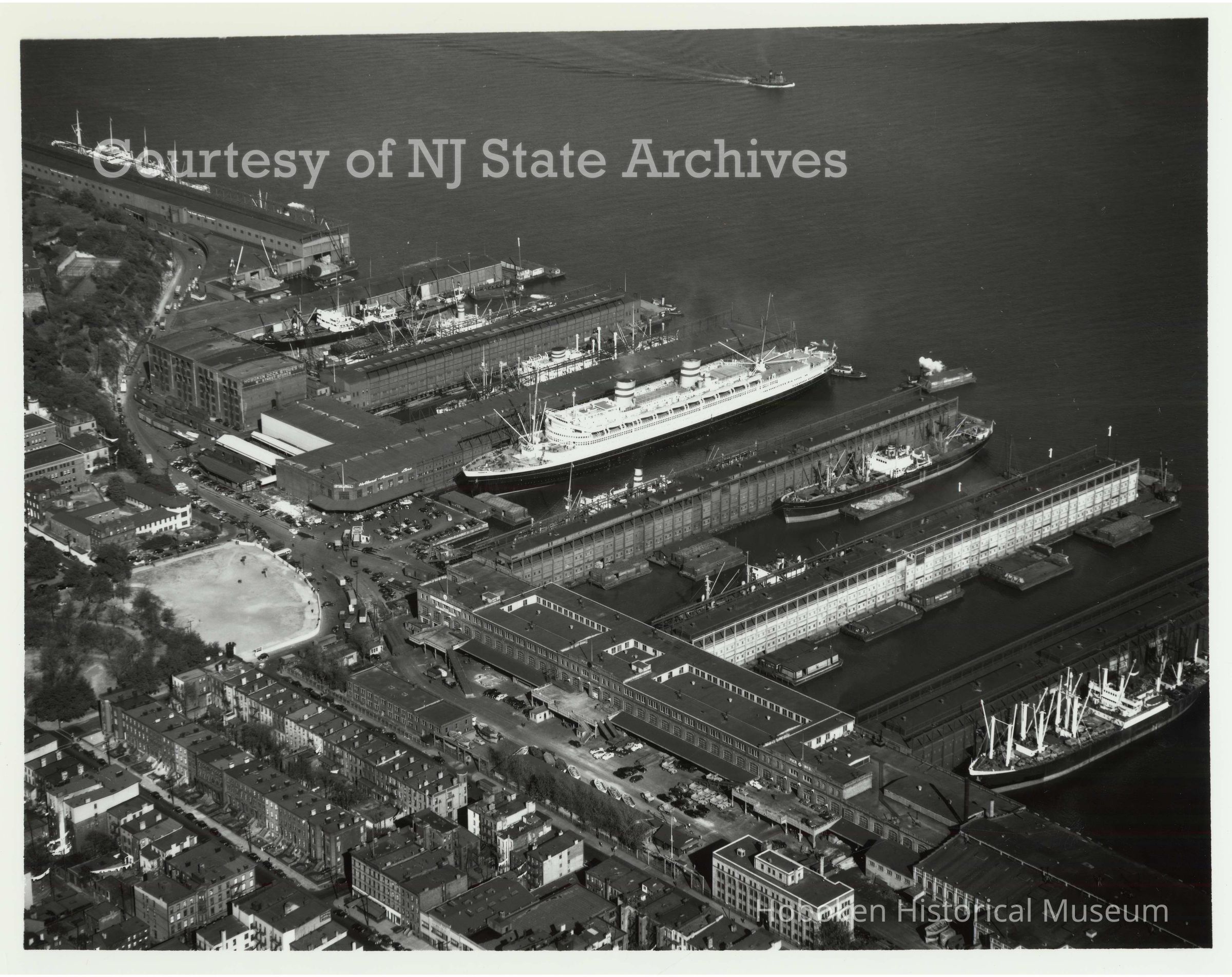 image aerial Holland America Lines piers, Oct. 14, 1948; Copyright: NJ State Archives