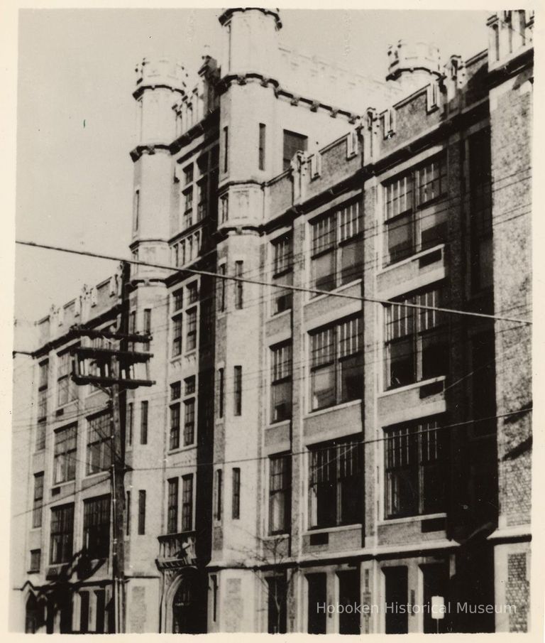 B+W photo of Kealey School, NE corner of Adams & Fifth Sts., Hoboken, 1959. picture number 1