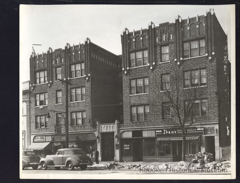 B&W Photograph of 3485 Hudson Blvd. Jersey City, NJ picture number 1