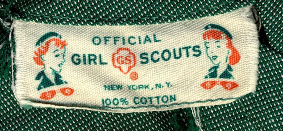 label sewn in neck piece 1