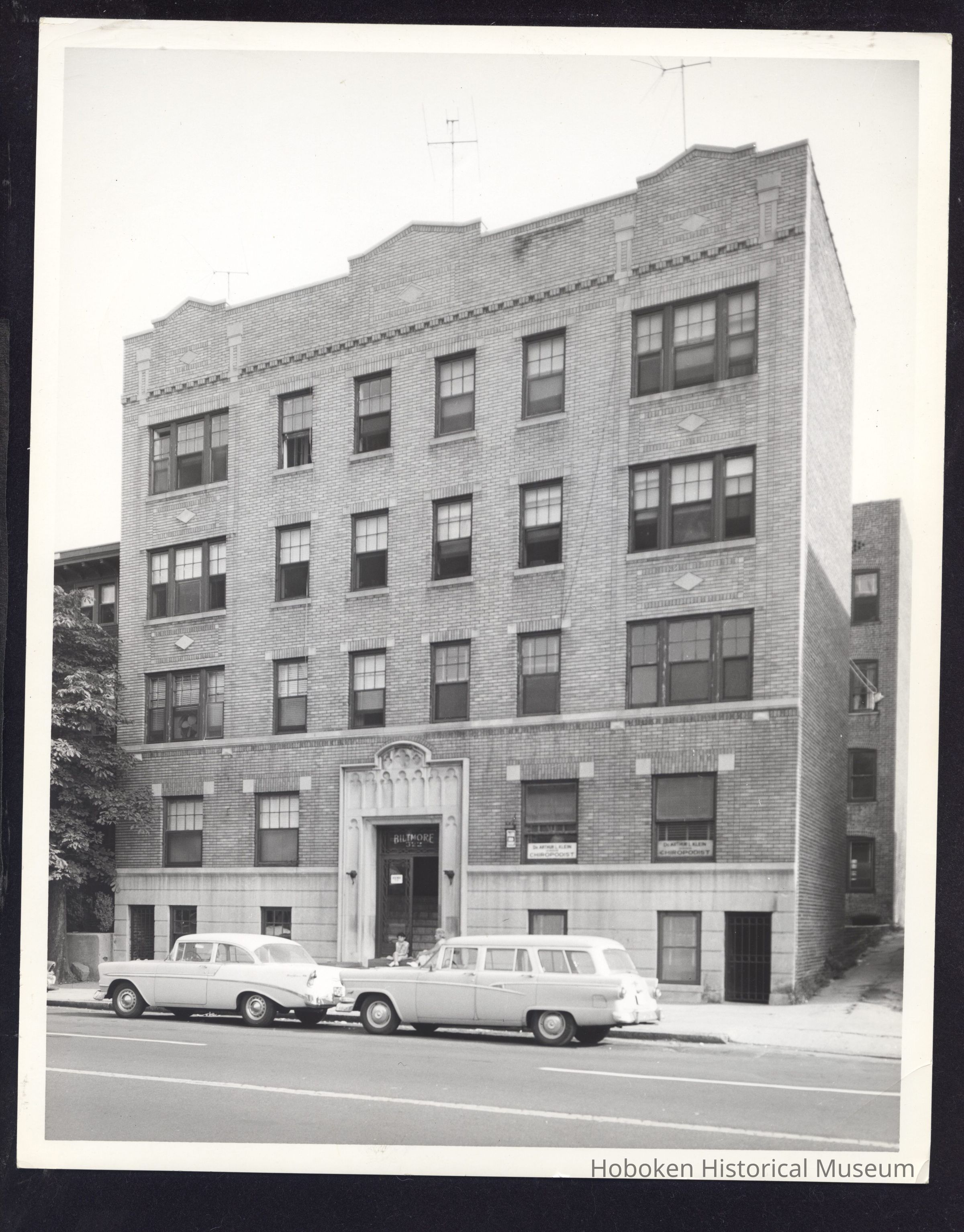B&W photo of apartment building at 320-322 Clinton Avenue, Newark. picture number 1
