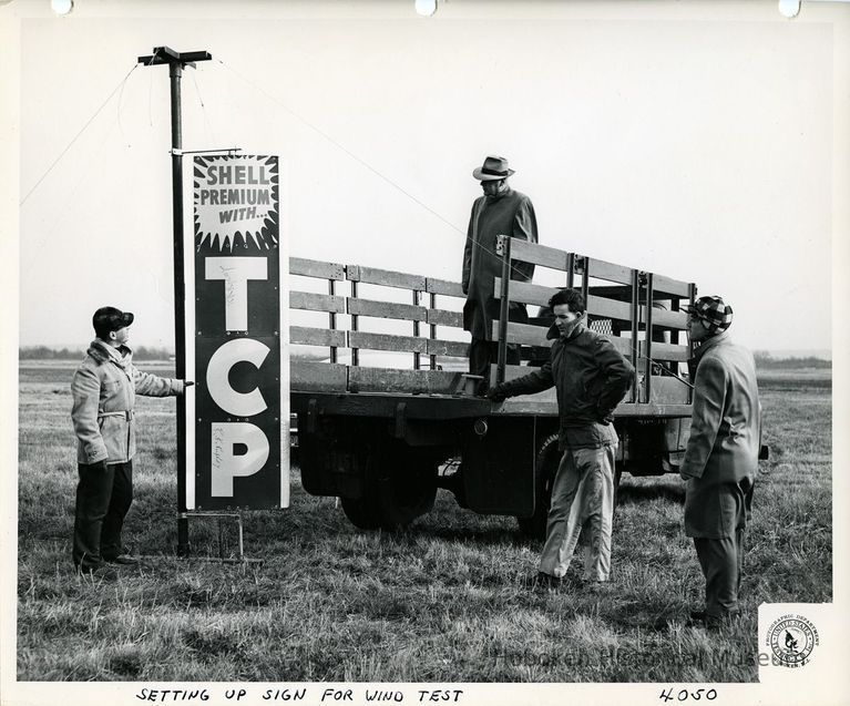 U.S. Testing, photo 1: sign wind test