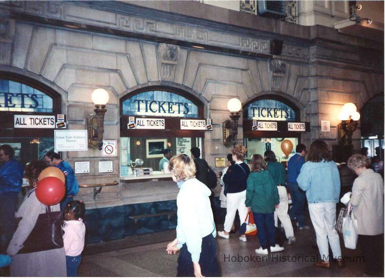 Color photo of the NJ Transit Train Festival, Hoboken 1989. picture number 1