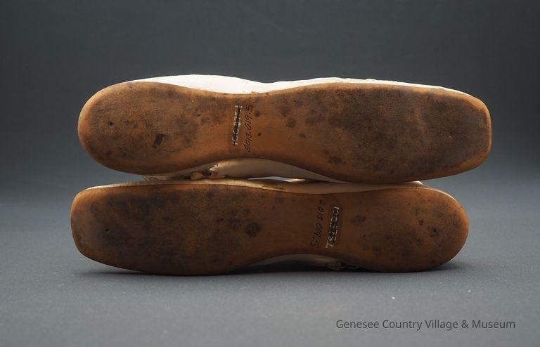 Boots - Image 9