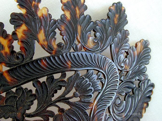Comb, ornamental - Image 3