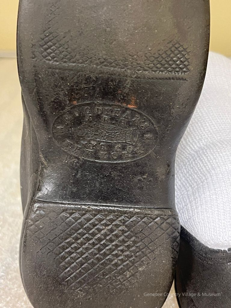 Shoe, Galoshes - Image 4