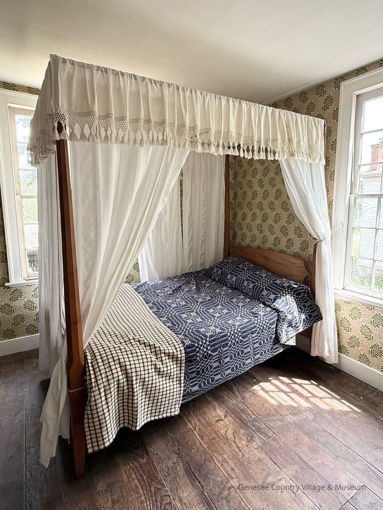 Bed - Image 2