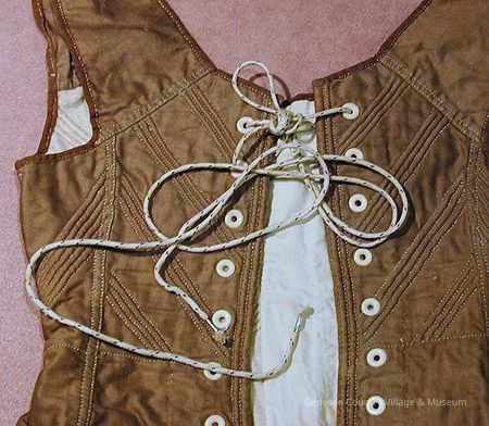 Corset - Image 4