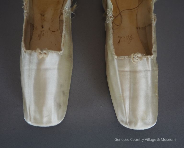Slipper - Image 5