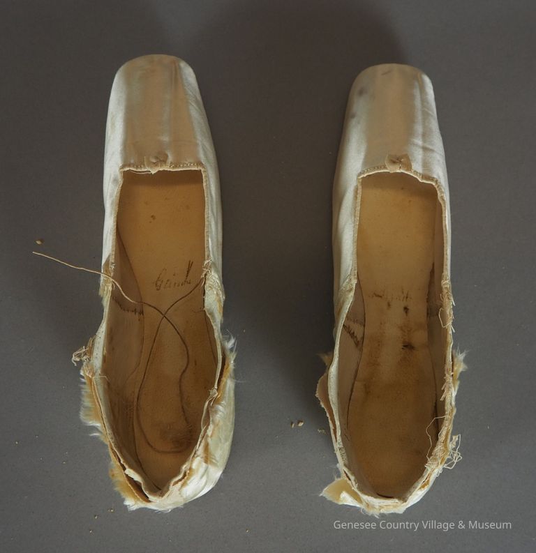 Slipper - Image 6