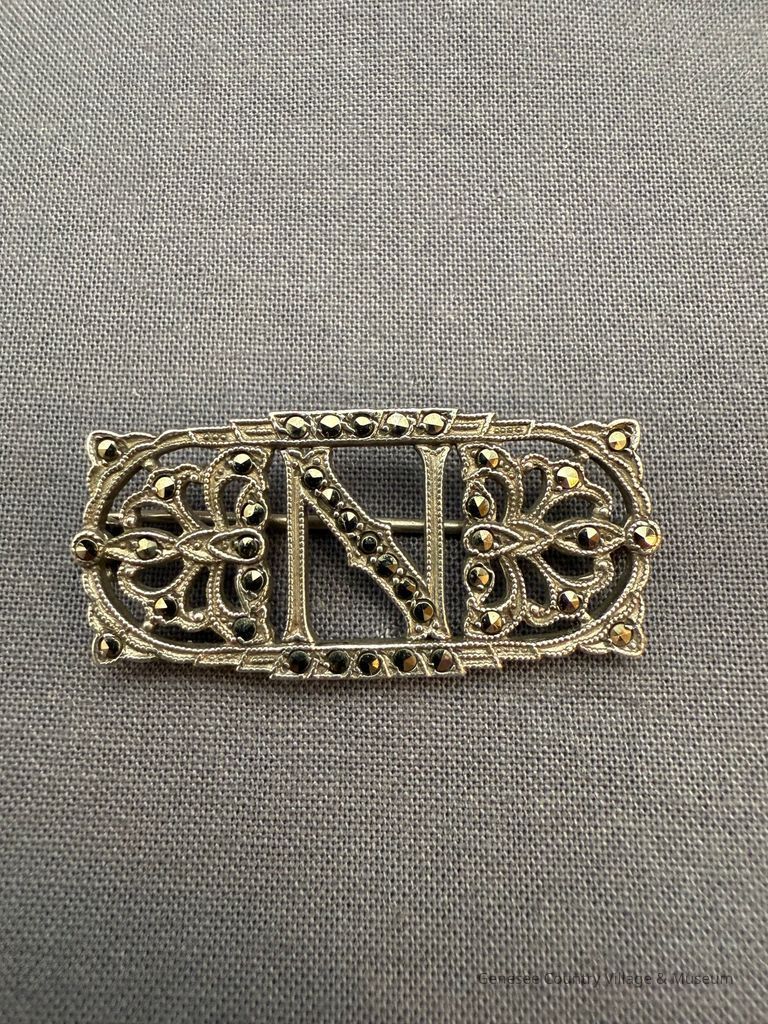 Bar Pin