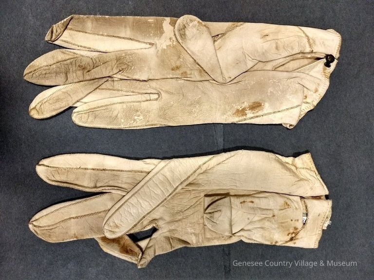 Glove