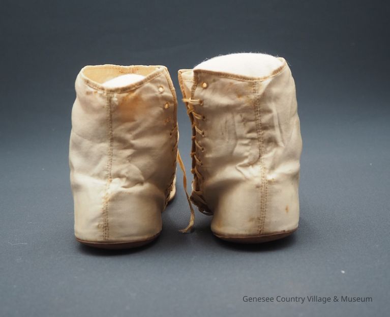 Boots - Image 10