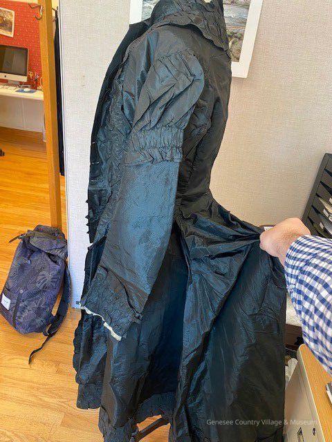 Dress/Polonaise - Image 2