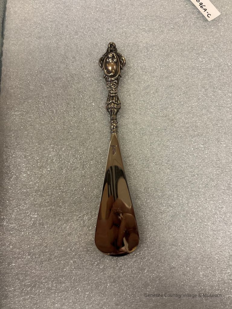Buttonhook - Image 4