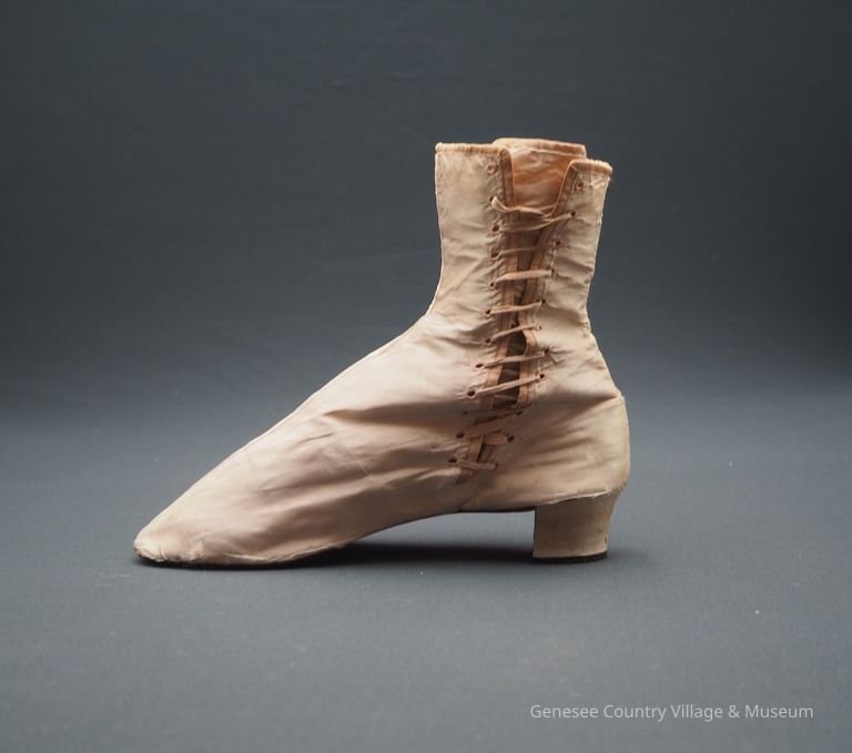 Boots - Image 3