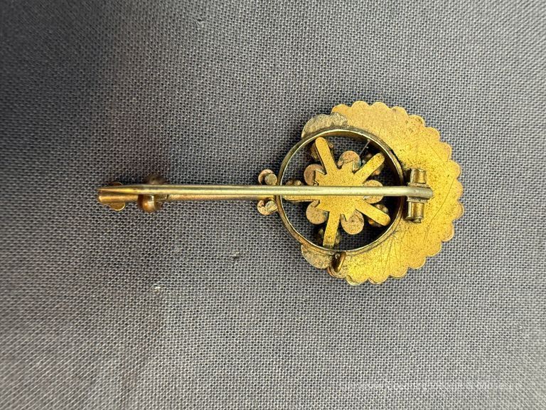 Brooch - Image 3