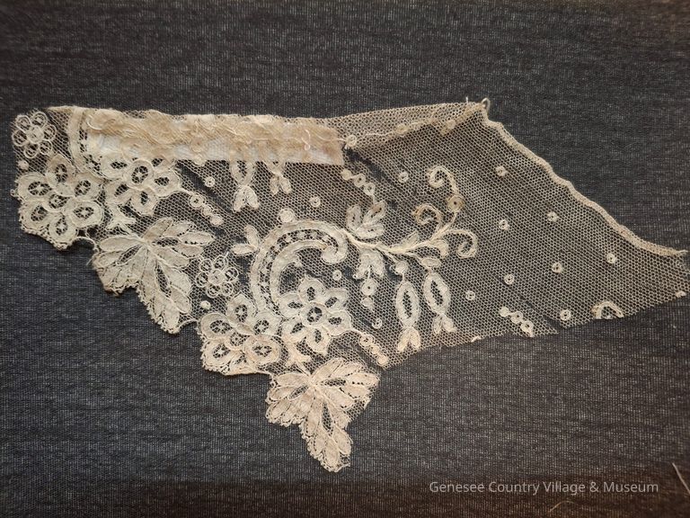 Notion, Lace