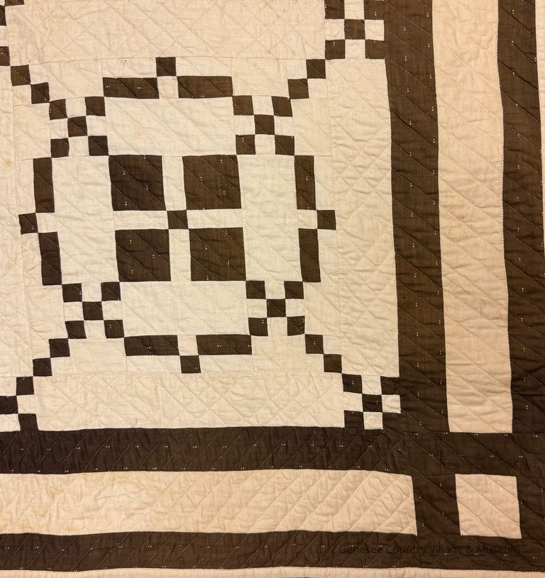 Burgoyne Surrounded Quilt - Image 3