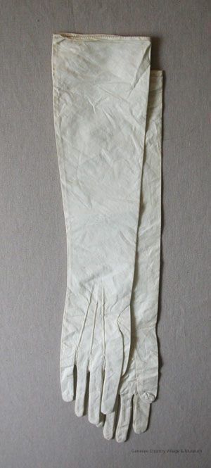 Glove - Image 3