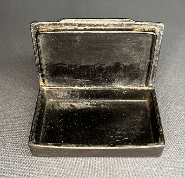 Snuffbox - Image 2
