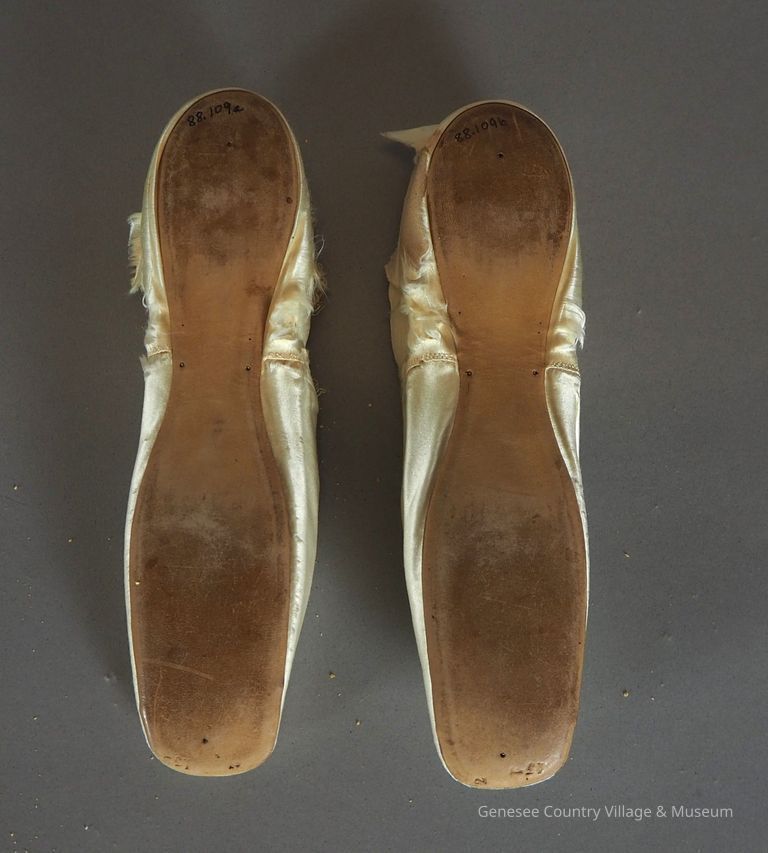 Slipper - Image 7