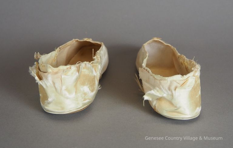 Slipper - Image 8