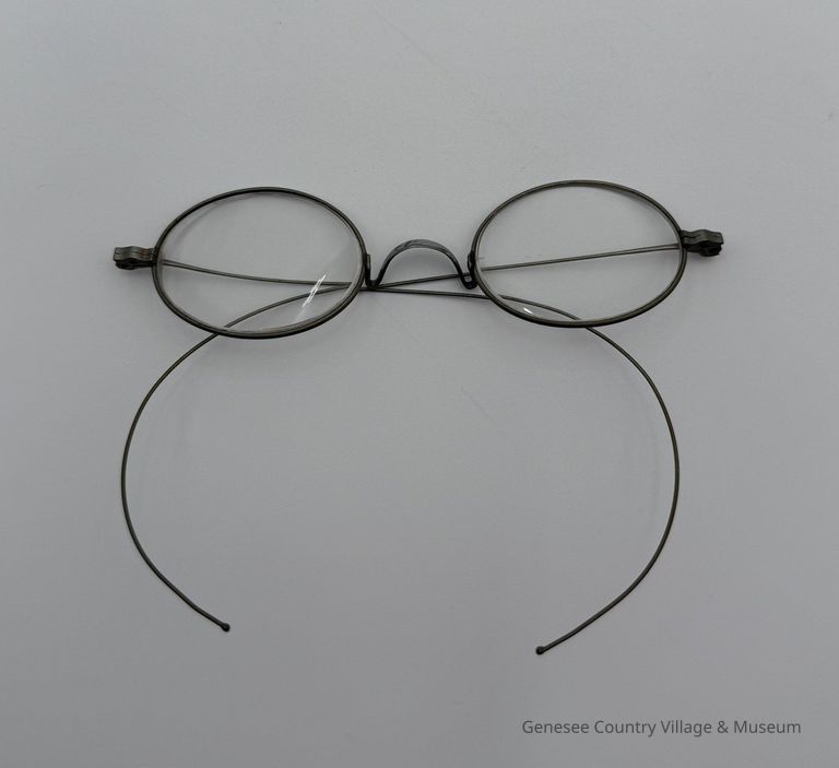 Eyeglasses
