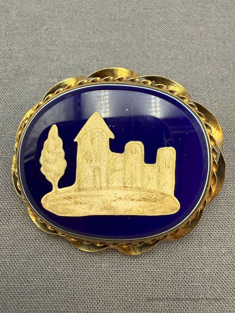 Brooch