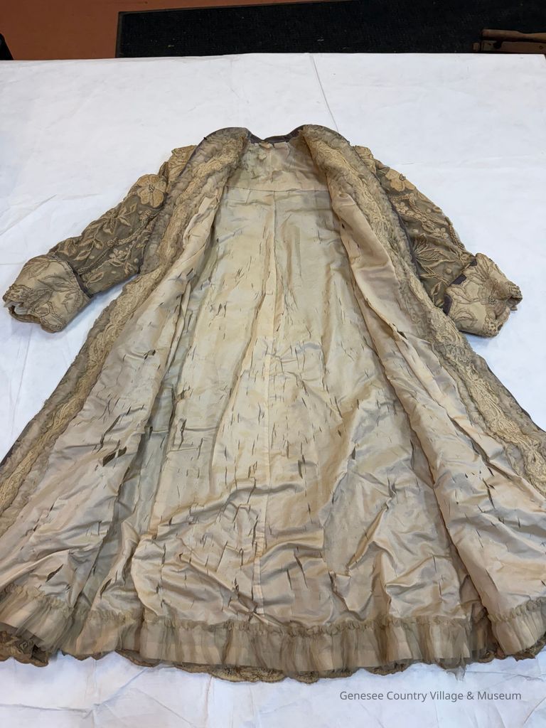 Coat - Image 4