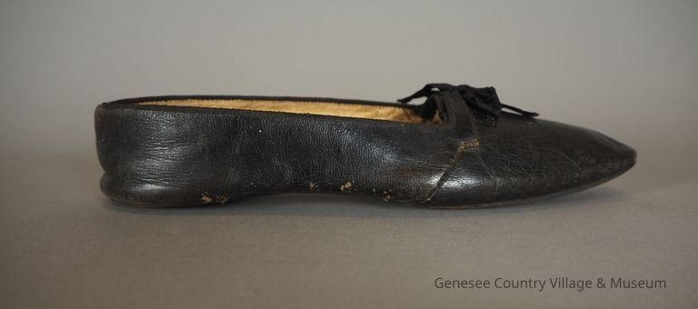 Shoes - Image 4