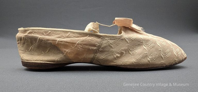 Slippers - Image 5
