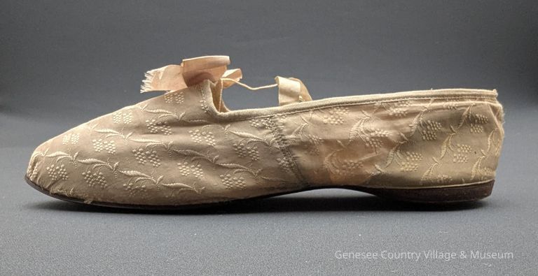 Slippers - Image 6