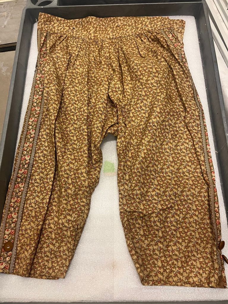 Pantaloons
