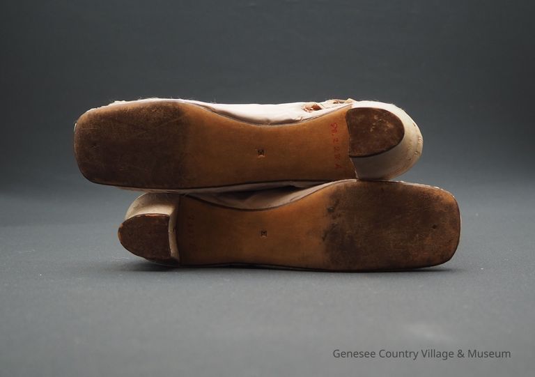 Boots - Image 7