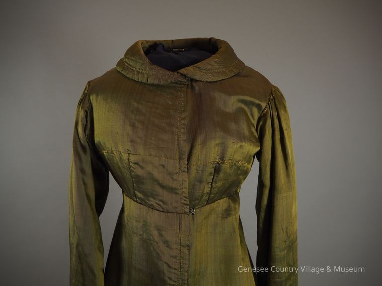 Pelisse - Image 9