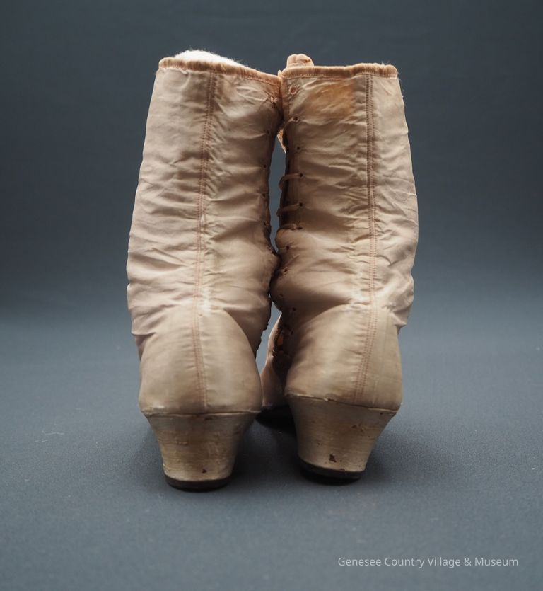 Boots - Image 8