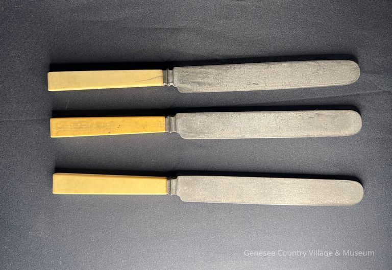 Dinner Knives