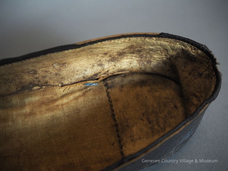 Shoes - Image 8
