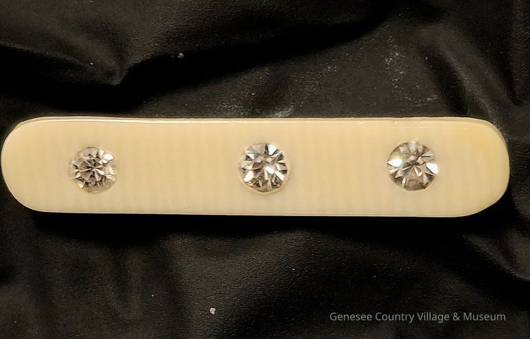 Lingerie Pin