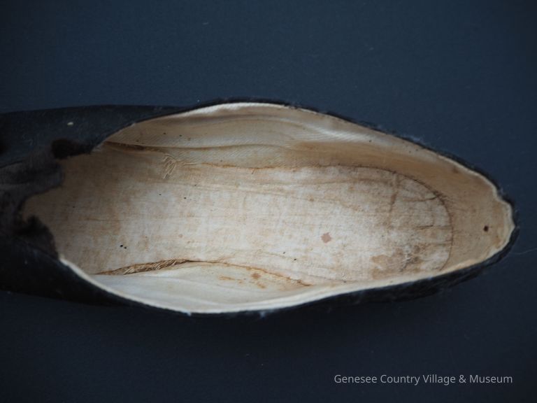 Slippers - Image 9